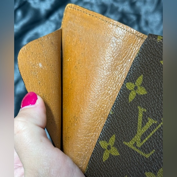 Louis Vuitton vintage card holder - Picture 5 of 10
